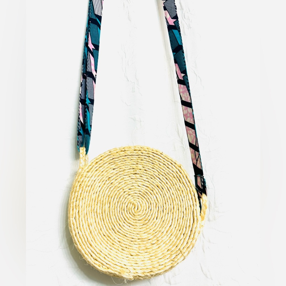 Vibrant Resort Elegant Cream Round Thread Woven Textured Crossbody-Shoulder Bag.